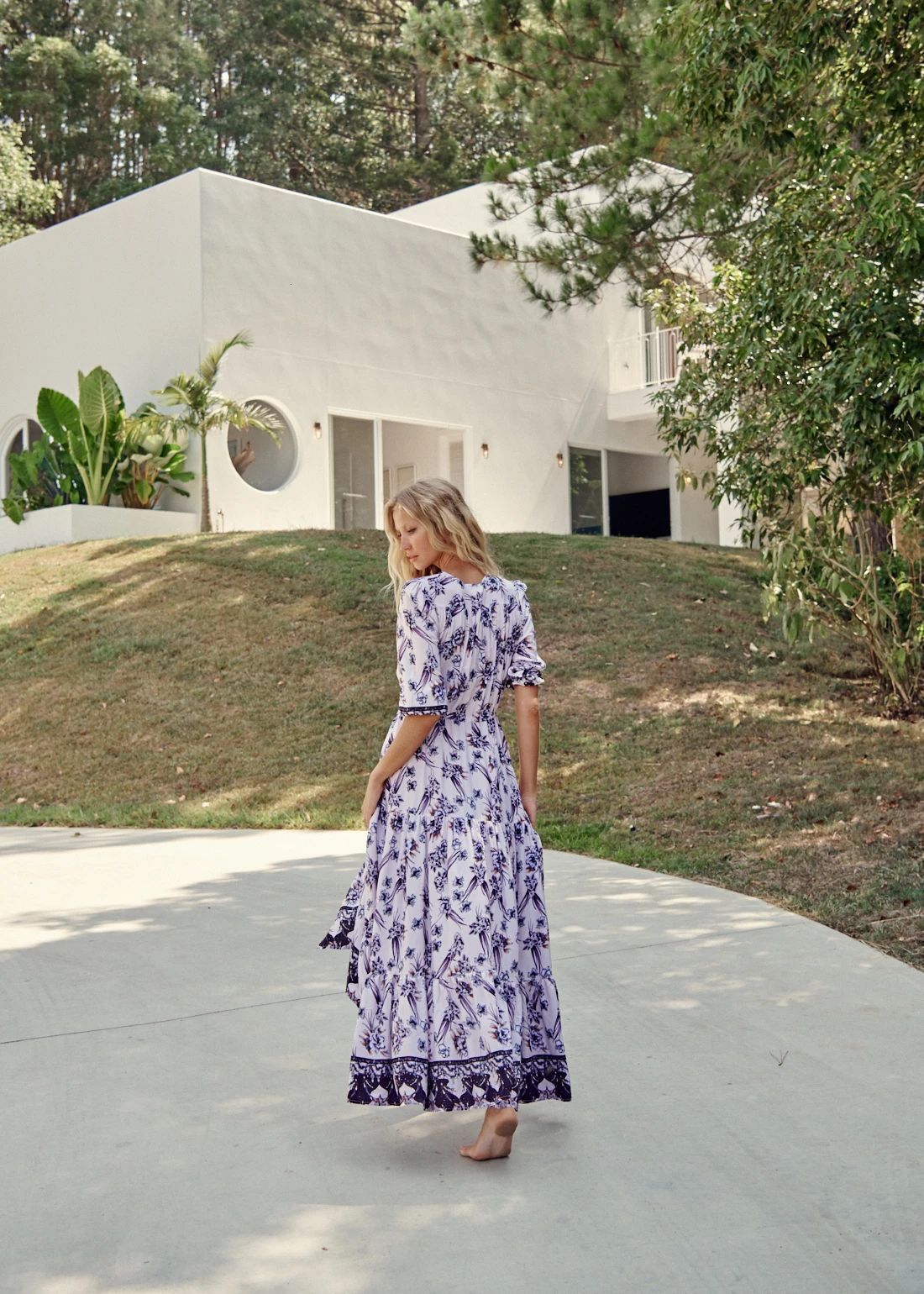 Spring and Summer New Womens V-neck Short Sleeve Slim Fit Dress Split Long Dress