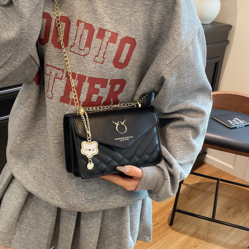 Brand Quality New Style end niche design small square 2025 new fashion chain crossbody Valentine's Day deer shoulder bag New Free Delivery Design