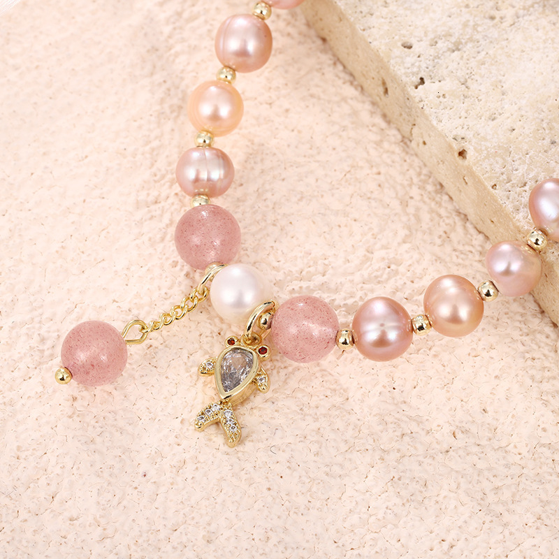 Summer fresh breeze strawberry powder pearl fashionable and sweet crystal bracelet, best friend birthday gift bracelet