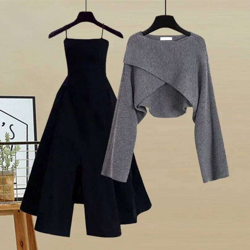 Fashionable Women's Spring And Autumn 2025 New Korean Age Reducing Knitted Sweater Sling Dress Two Piece Set