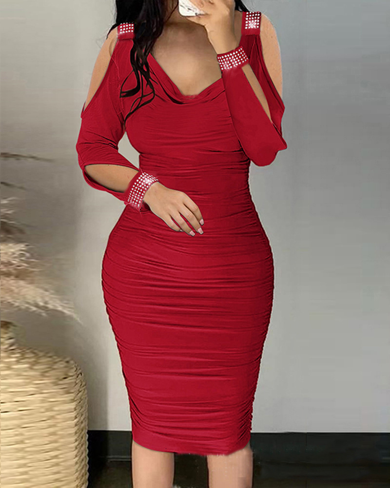 Womens dress slimming pleated long sleeved hot pressed diamond wrap buttocks tight fitting dress pile up collar dress