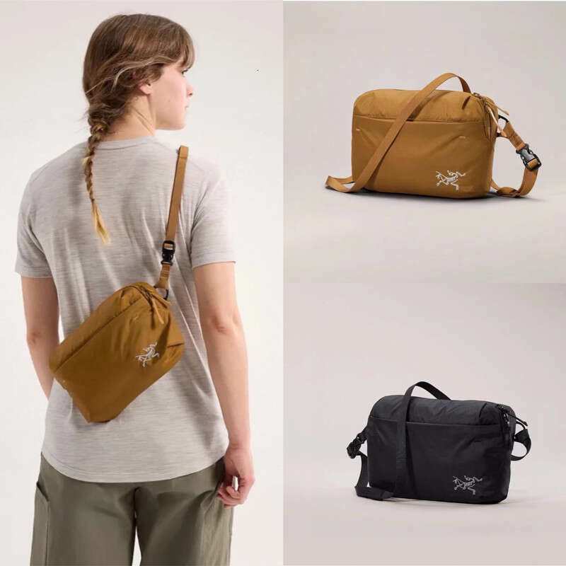 Chicken Skeleton Bird Heliad 6L Outdoor Lightweight Travel Shoulder Casual Crossbody Versatile Waist Bag