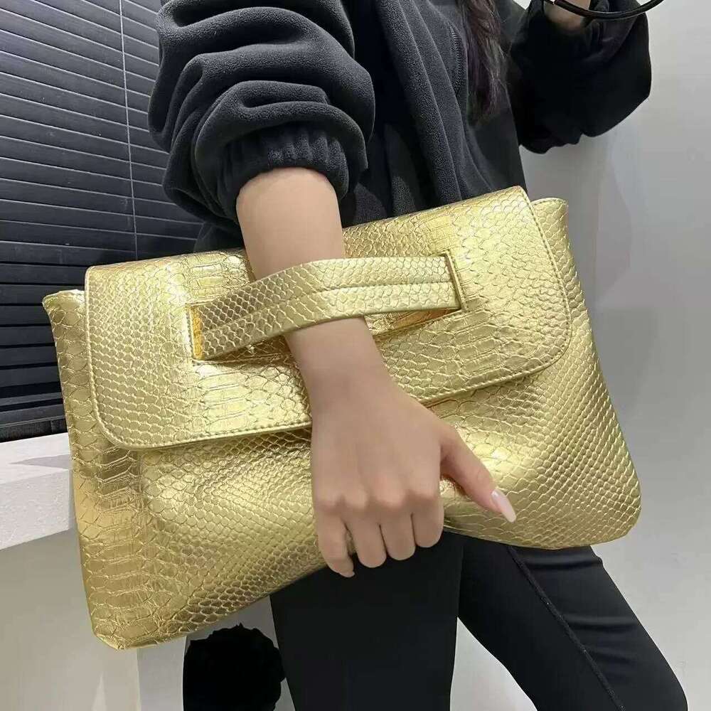 Women's Bags Designer Ladies' Fashionable Retro Coarse Snake Pattern Handbag With High Capacity And Detachable Strap Shoulder Bag