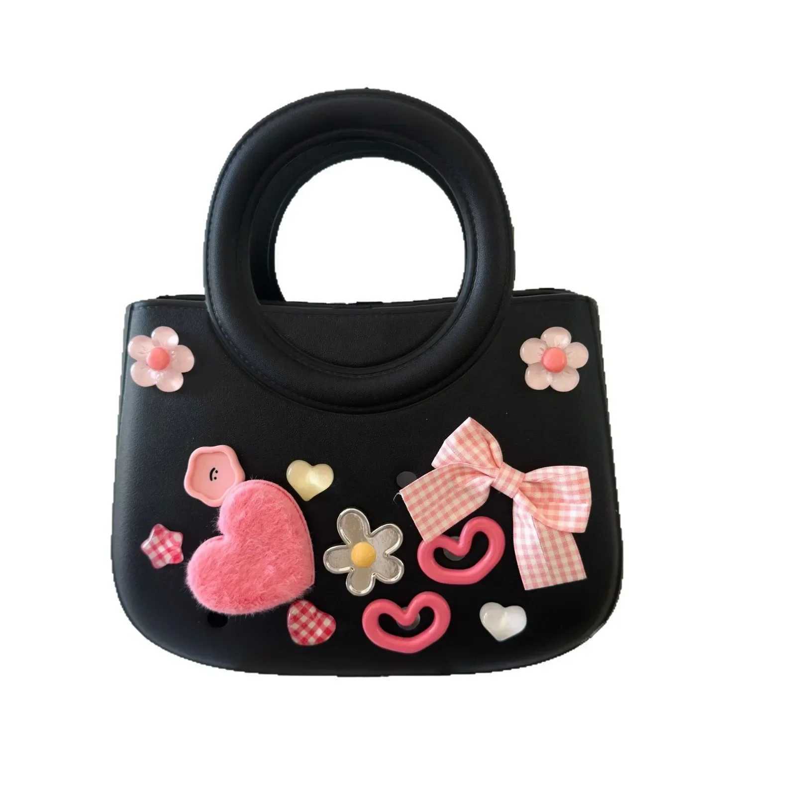 Fashionable round Ladies Handbag Cartoon Heart Shaped Storage Bag EVA Caddy Beach Bag Hole Design Travel Storage Pouch Makeup W250524