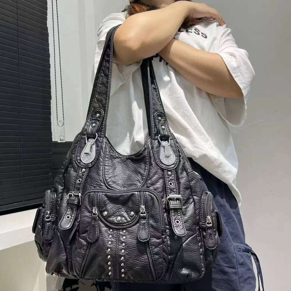 Women's Bags Designer Women's Fashion Y2k Washed Distressed Hot Girl Motorcycle Large Capacity Rivet Shoulder Messenger Bag