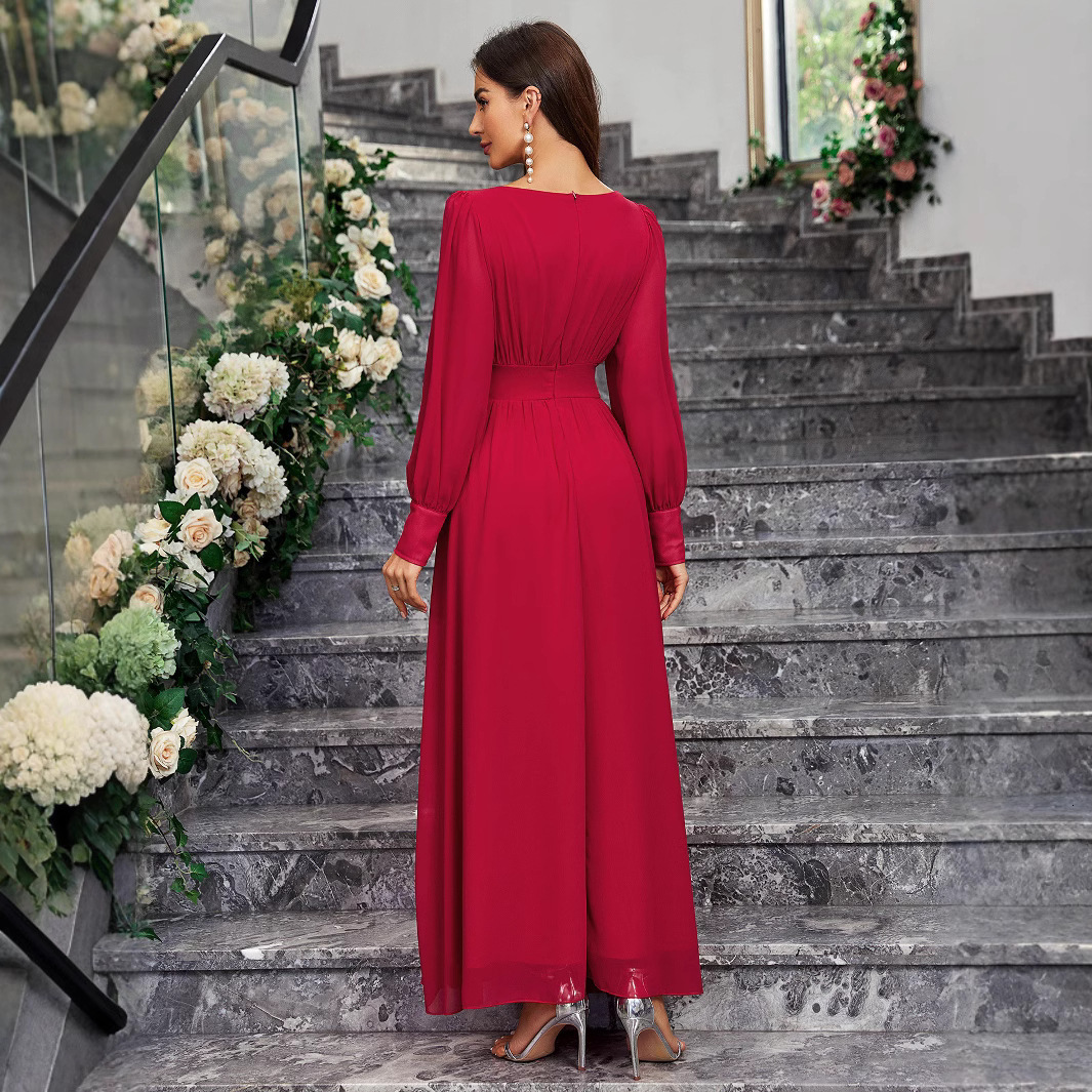 QQH Fashion 2025 French Luxury Style Chiffon Dress with ruffle edge splicing and waist cinching long skirt