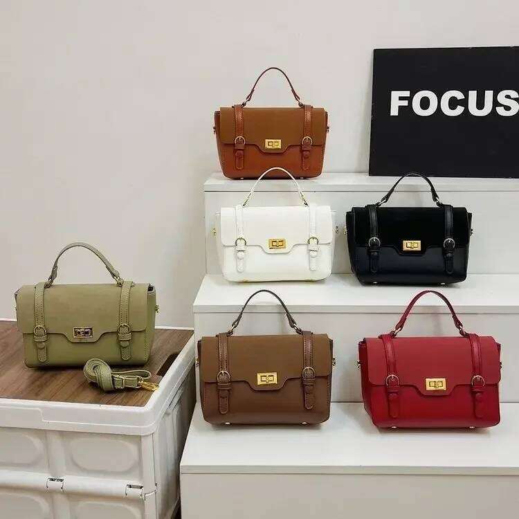 Chic Designer Crossbody Bag For Women Smooth Leather Shoulder Handbag Adjustable Strap Ladies Casual Everyday Purse