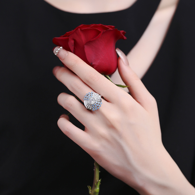 Chic Ladies' Jewelry Piece: Stunning Blue Gemstone Accent Ring Crafted from Premium Silver Alloy