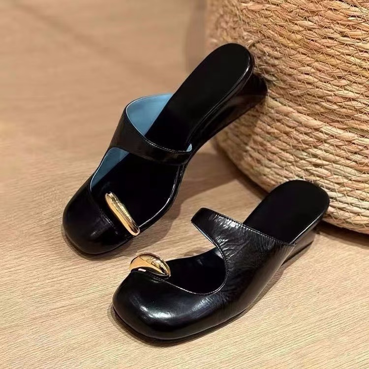 Set Metal Toe Wedge for Girls Baotou Women's New Casual Slippers Sandalias De Mujer Verano 2024 atos