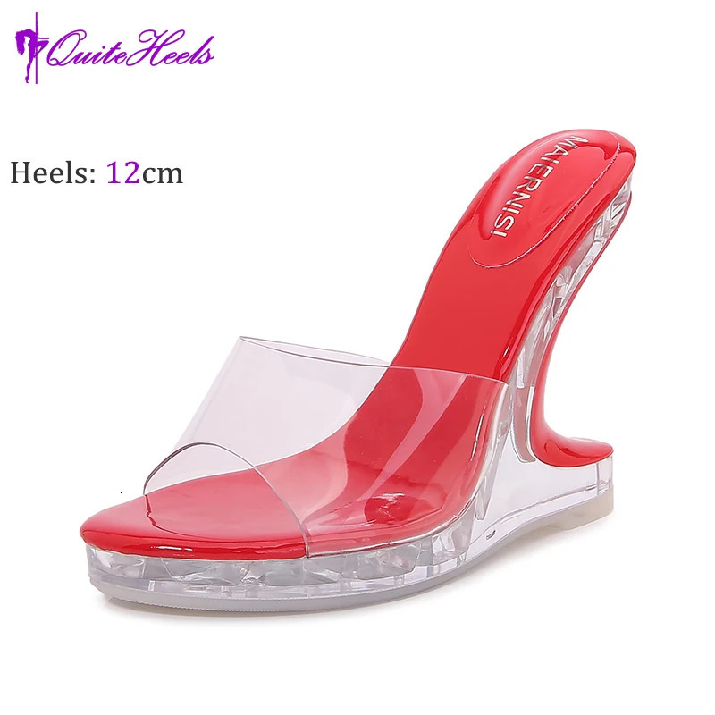 The summer highheeled sandals are versatile transparent banquet crystal shoes show the toes and worn with wedge hee 250526