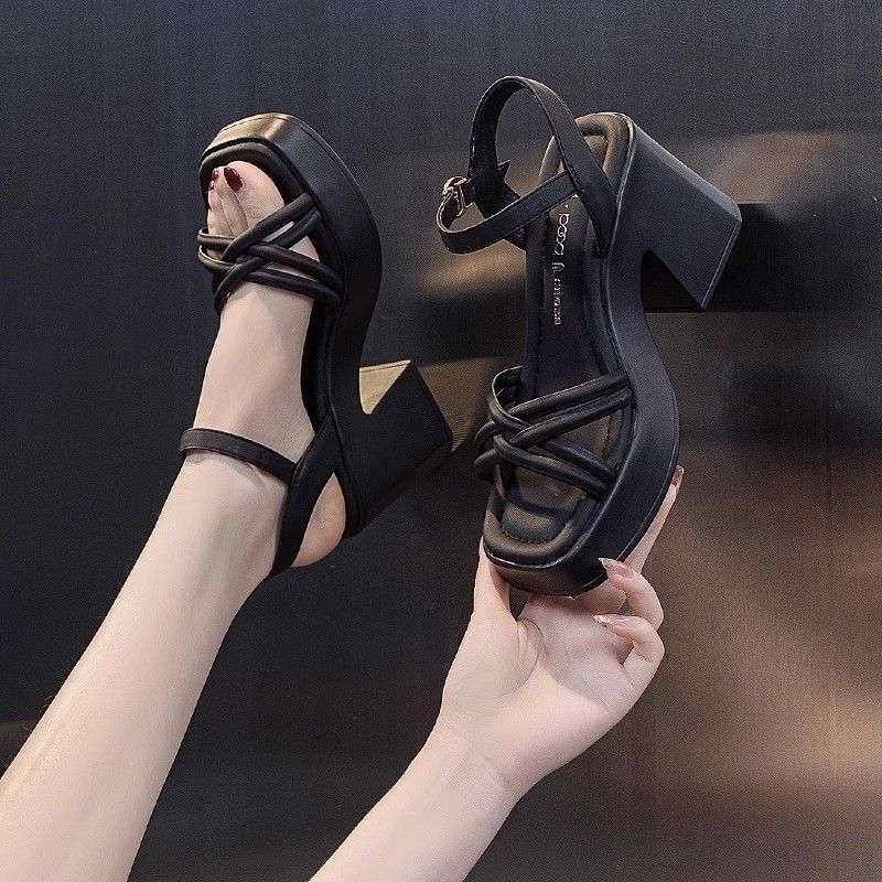 Rough heeled fairy style Roman sandals for women 2025 new summer outfit, anti slip and height increasing fashion, paired with skirts and high heels Dd