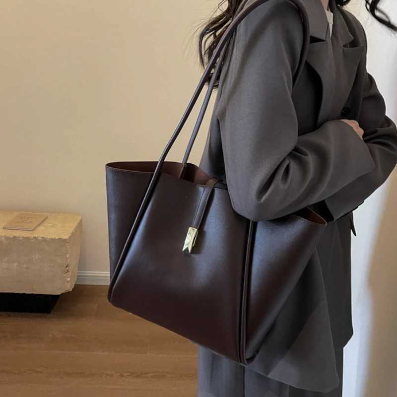 Branded Designer Shoulder Tote Bags For Women Soft PU Leather 2-IN-1 Big Capacity Shopper Tote Set 2025 Luxury Designer Handbags XJ2520526