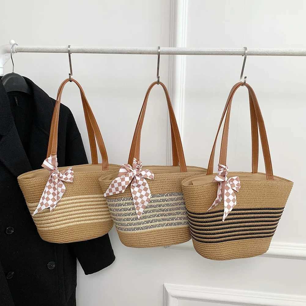 Women Straw Tote Handbag Large Capacity Crochet Beach Handbag Zipper Closure Weaving Striped Handbag Ladies Summer Daily Bag W250524