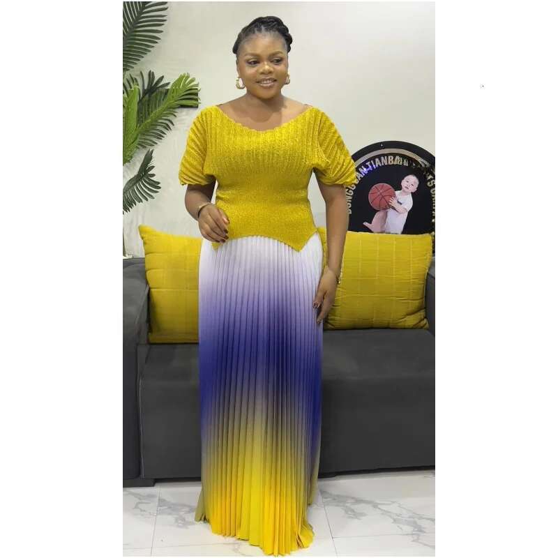 DUOSHA Pleated 2 Pieces Set Women Fashion V Neck Short Batwing Sleeves Irregular Hem T-Shirt + New Gradient Color Skirt