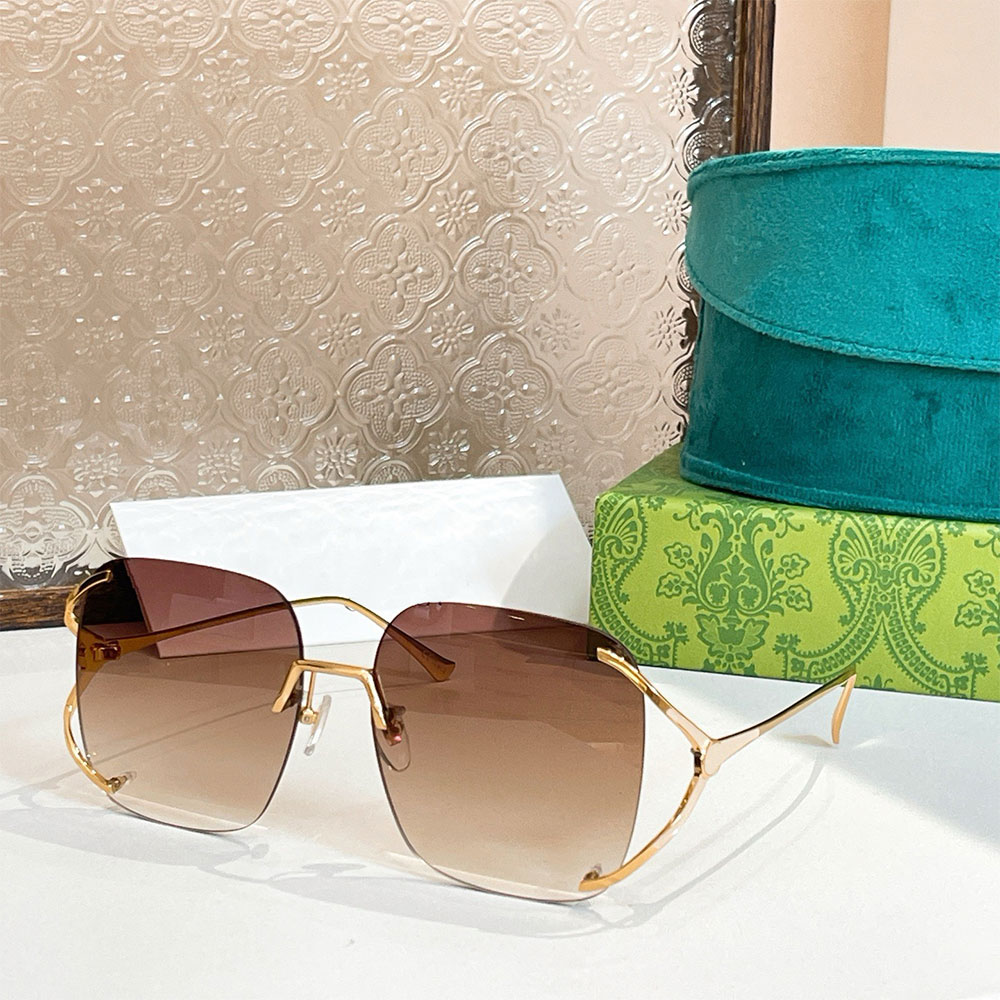 SQUARE METAL SUNGLASSES Frameless structure with gold metal details fork shaped temples womens designer oversized frame sunglasses mens frameless glasses