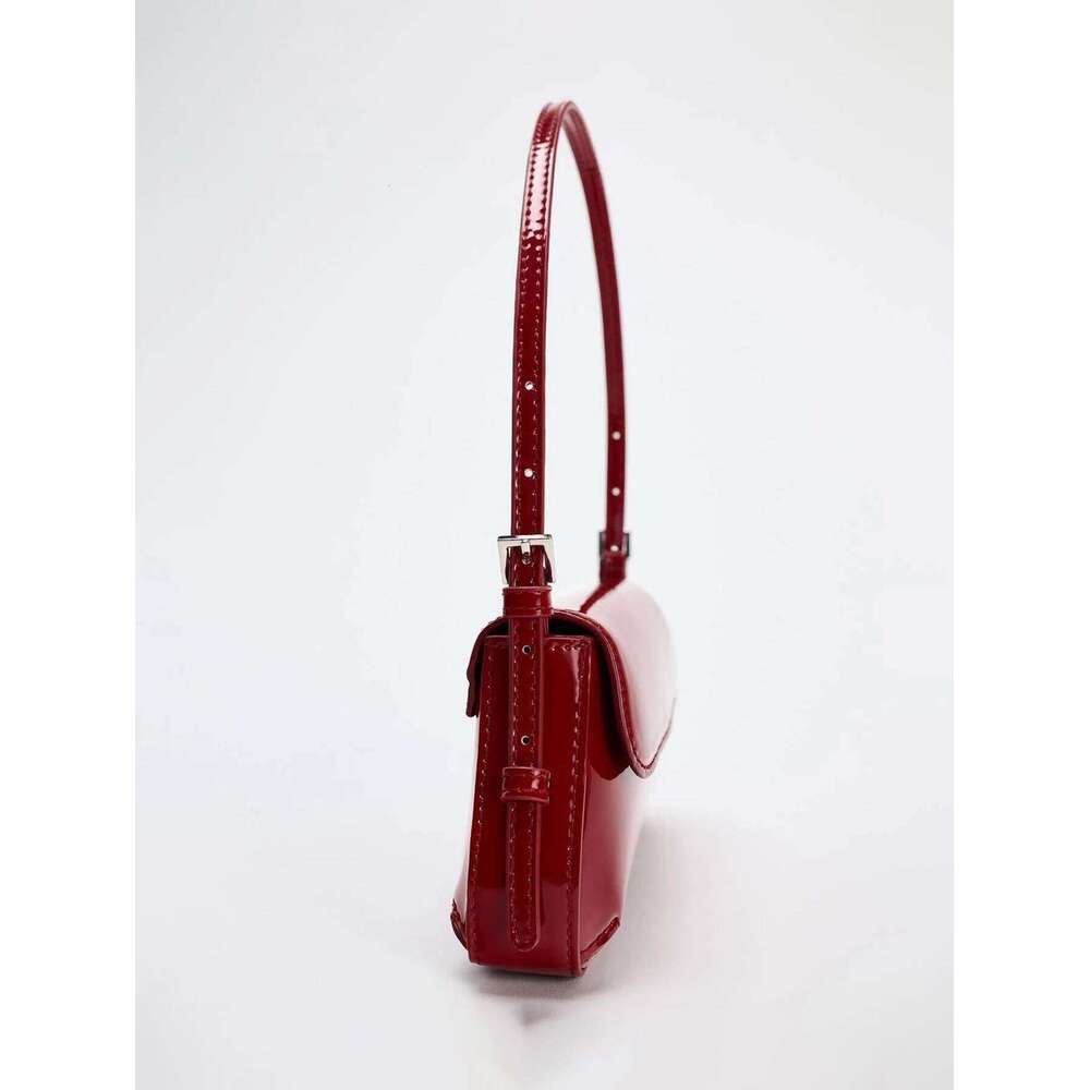 Women's Bags Designer Red Baguette Underarm Bag New Fall Fashion Simple Commuter Clamshell Vintage Shoulder Bag