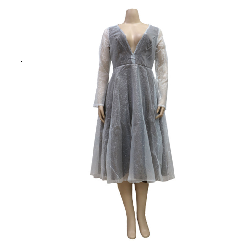 Gilded long sleeved V-neck dress new womens princess dress group