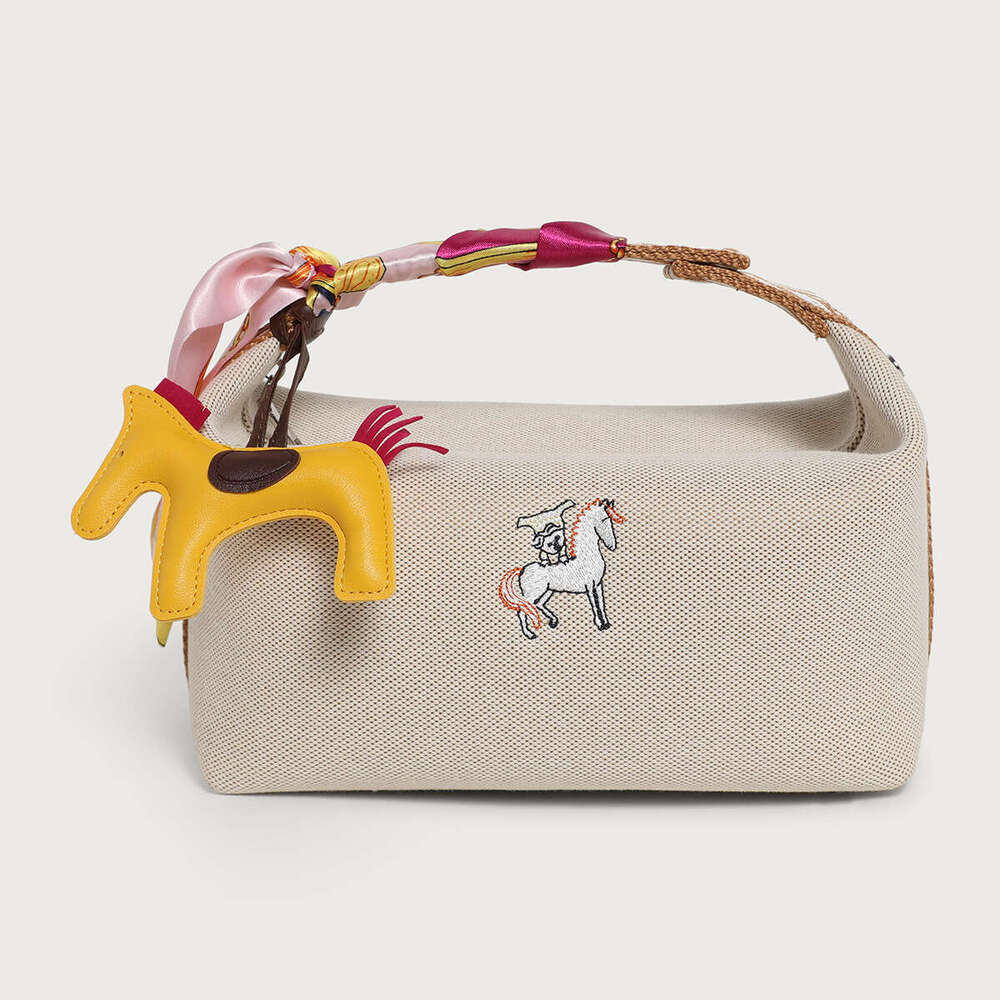 Women's Bags Designer New Canvas Portable Makeup Multi Functional Fashion Women's Slanted Shoulder Storage Bag