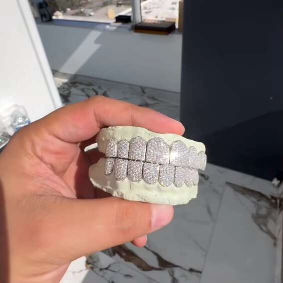 Hiphop Teeth 8 Top 8 Moissanite Grillz Honeycomb Setting 925 Sterling Silver VVS Iced Out Custom Grillz