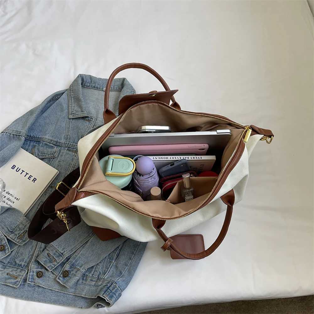 Lightweight Sports Fitness Bag 2025 New Pure Color Large Capacity Handbag Travel Bag Embroidery Custom Carry-On Bag Luggage W250524