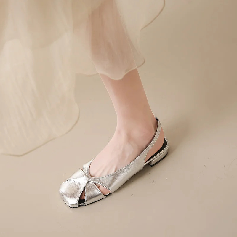 Summer Fashionable Comfortable and Casual Hollow Toe Softsoled Squaretoe Flatsoled Wearresistant Womens Sandals 250526