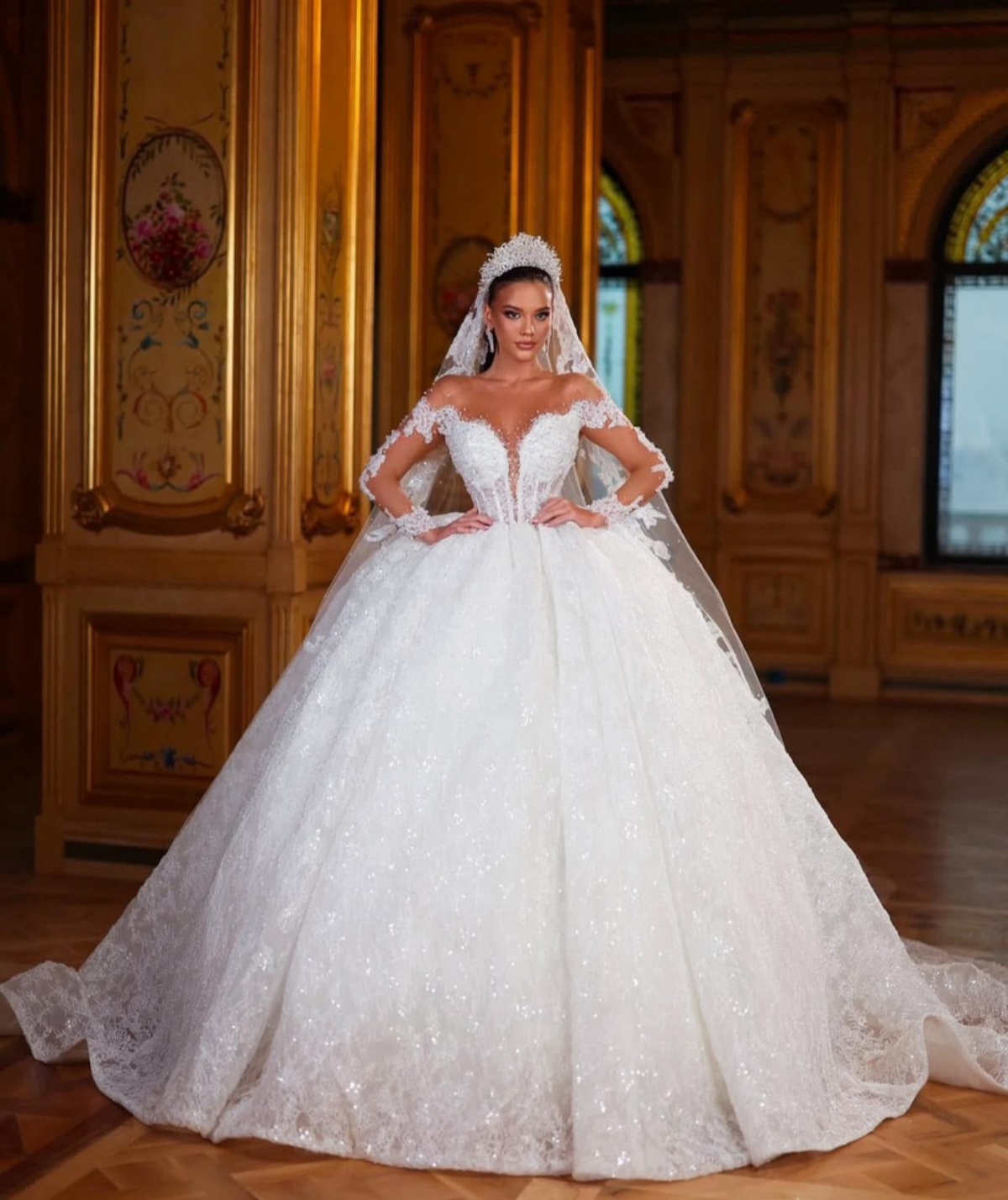 Modest Off The Shoulder Wedding Dress Ball Gown Elegant Appliques Lace Bridal Dress Customized Beads Sequined vestidos de novia