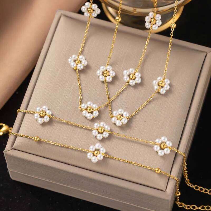 Stainless Steel Gold Color Flower Necklace For Women Elegant Imitation Pearl Handmade Beaded Necklaces Wedding Jewelry