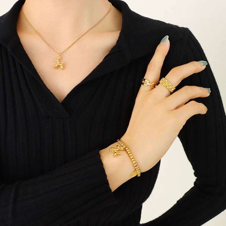 316L Stainless Steel Simple Wild Air Dog Necklace Bracelet Earrings Fashion Ladies Set San515