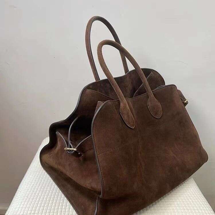 Tote Bag for Women 2024 New Autumn Winter High-end Niche Design Large Capacity Commuter Handbag