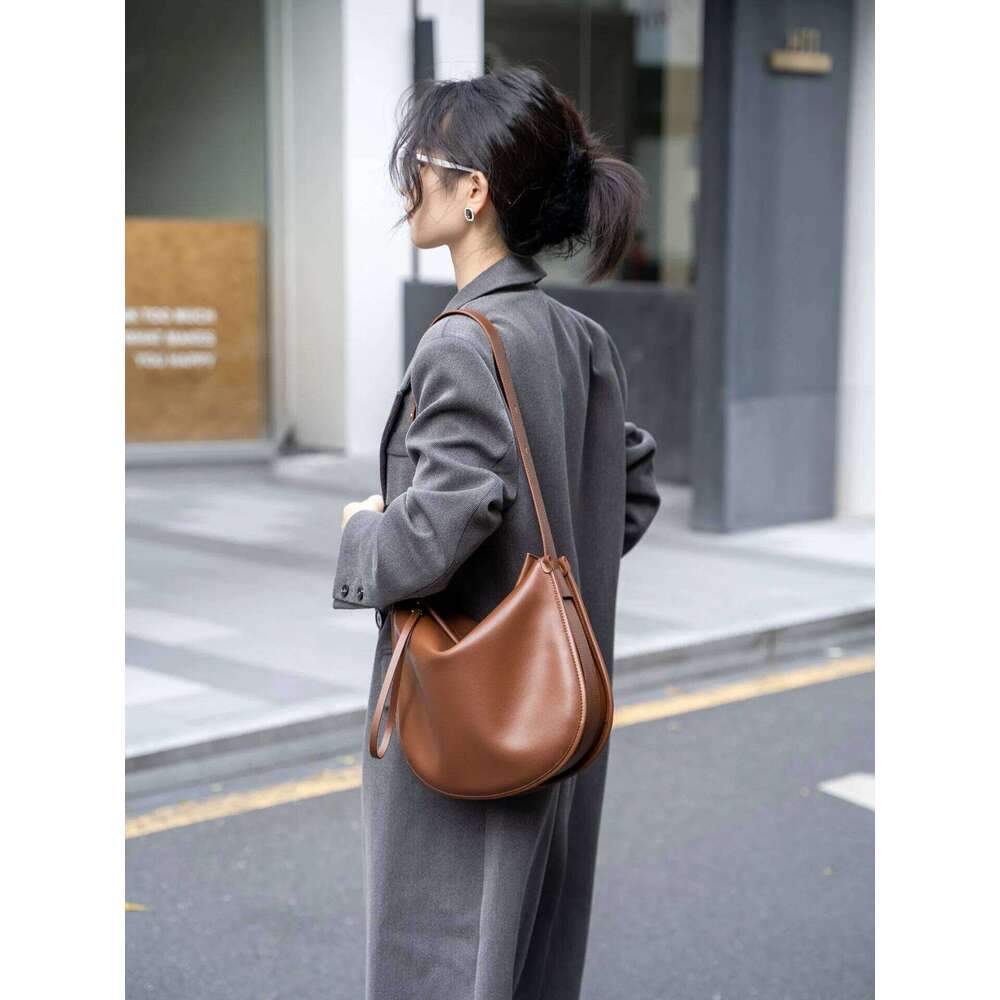 Ladies' Retro Lazy Style Large Capacity Single Shoulder Crossbody Bag