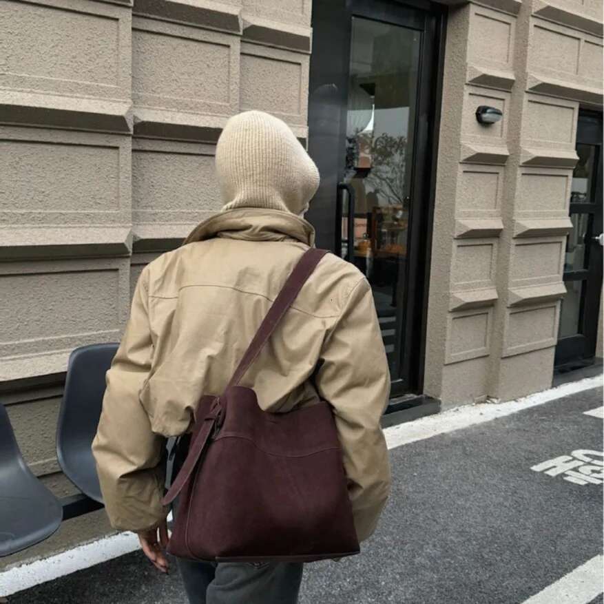 Genuine Leather Maillard Women S Matte Cowhide Commuting Shoulder Underarm Large Capacity Tote Bag Gift bag