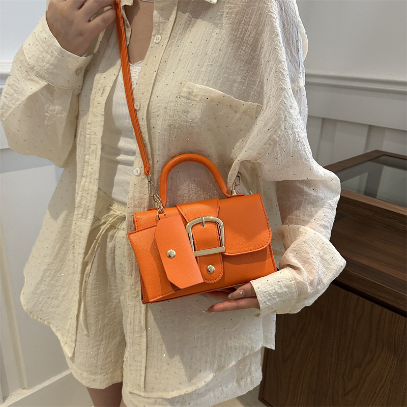 High quality brand high-quality free designer bag candy colored new minimalist handbag fashionable Western style slanted shoulder bag brand new free d