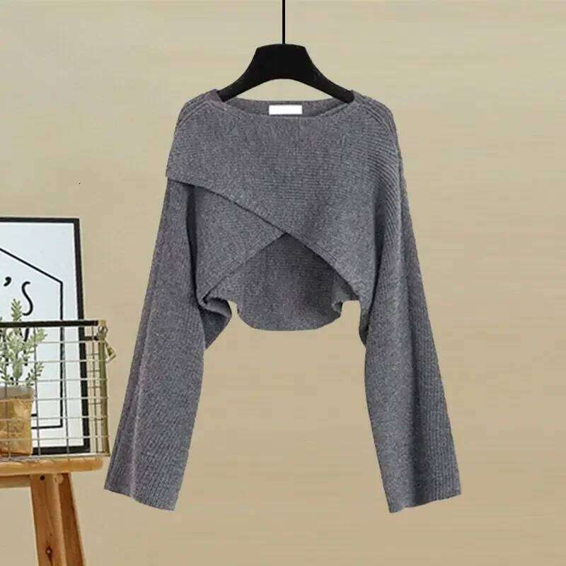 Fashionable Women's Spring And Autumn 2025 New Korean Age Reducing Knitted Sweater Sling Dress Two Piece Set