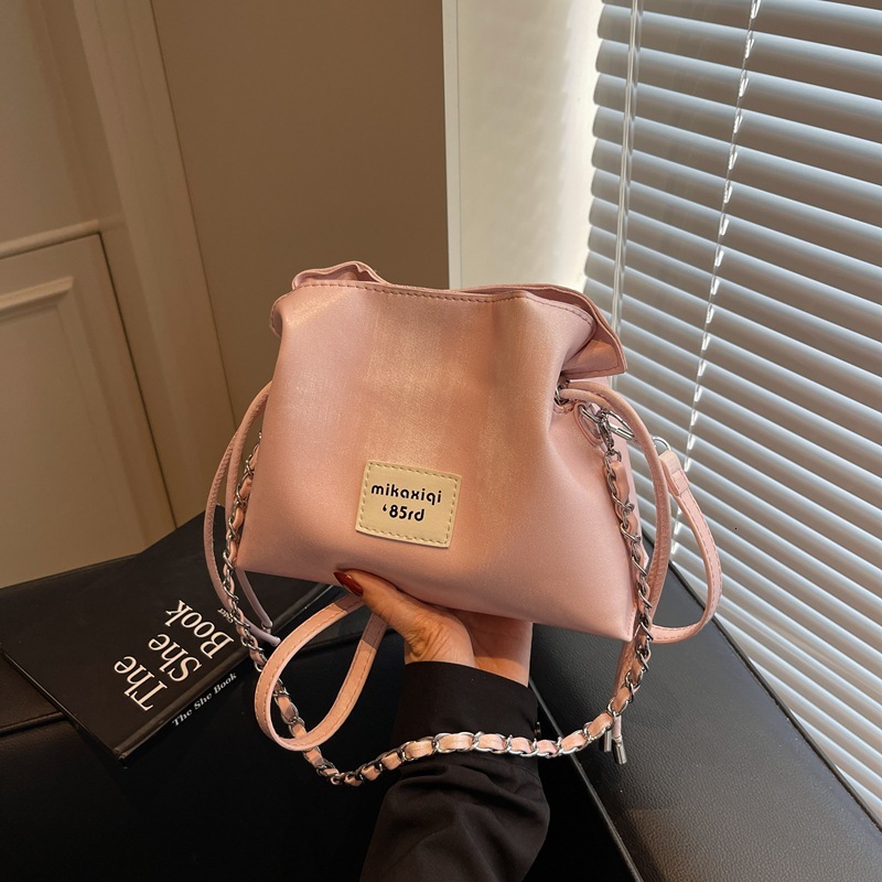 Textured 2025 New High-end Simple Fashion Handbag Crossbody Niche Elegant Trendy Women's Bag