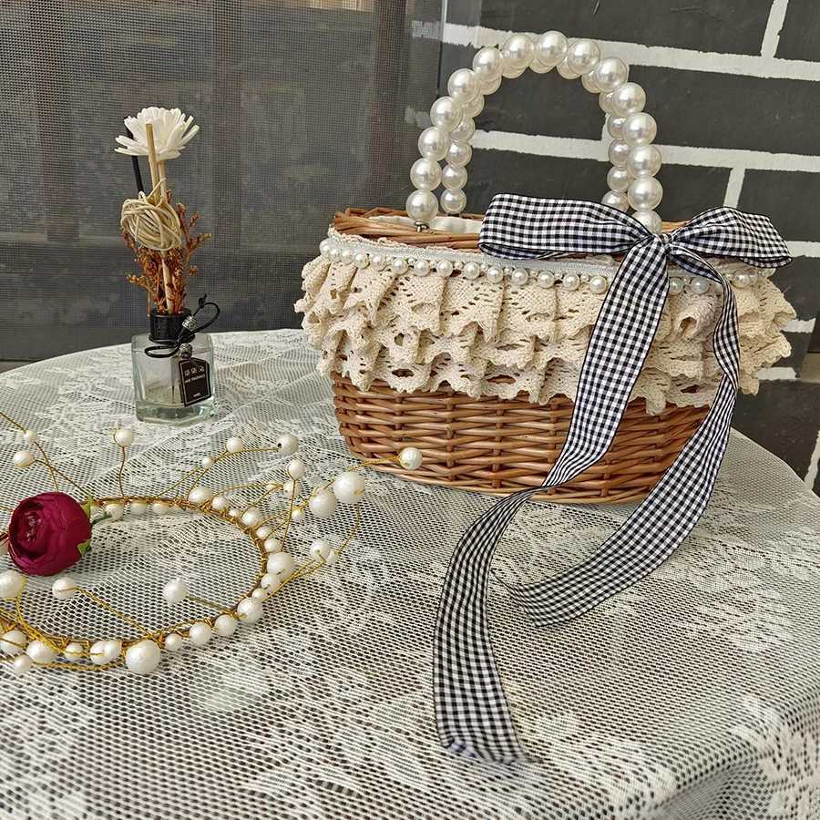 Summer Wicker Woven Basket Bags Pearl Hand Rattan Women Handbags Handmade Lace Beach Straw Tote Bag Travel Designer Shoulder Bag W250524