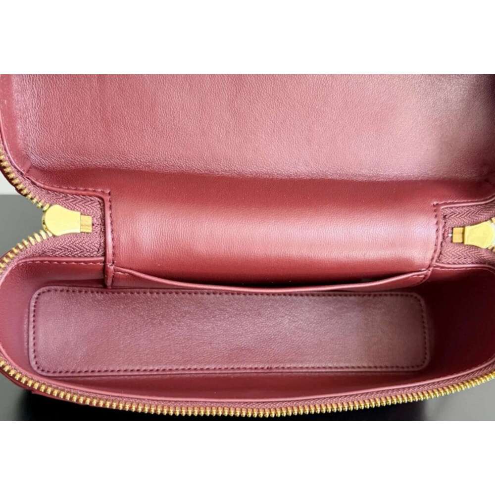 Fashionable Spring Summer Zipper Crossbody Makeup Bag Luxurious And Exquisite Woven Casual Women s ShoulderBag bag