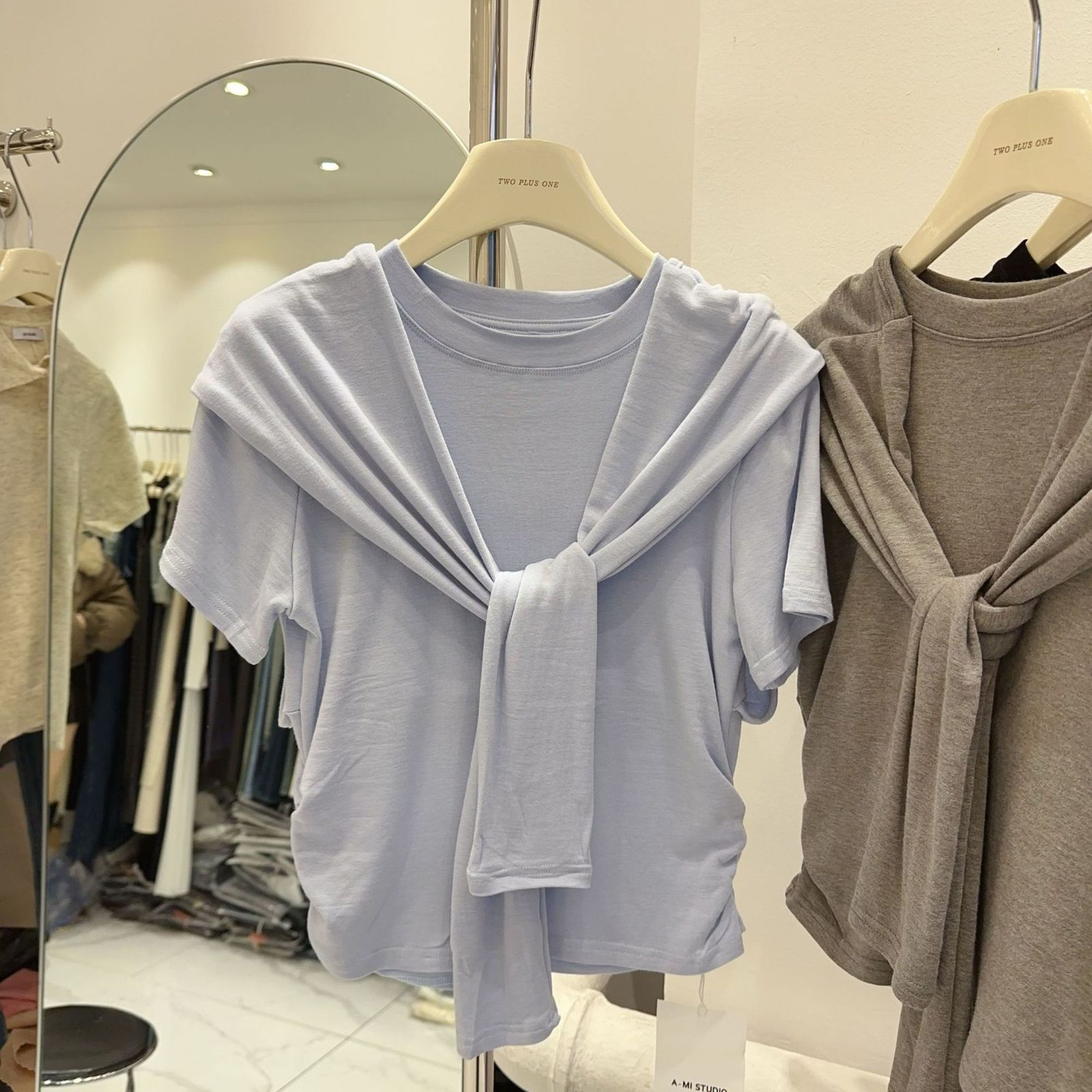 Super tactile Modal cotton design niche shawl fake two-piece T-shirt womens short sleeved top solid color short top 250211