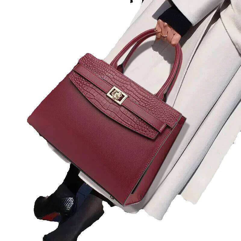 Designer Luxury Designer Luxury New Women's Handbag 2024 Fashion Trend Cowhide Square Simple And Elegant One Shoulder Crossbody Bag