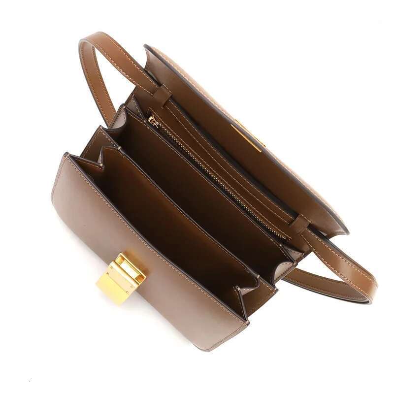 2024 New Fashionable Tofu Box Original Leather Shoulder Crossbody Bag Small Square Explosion Popular Women's
