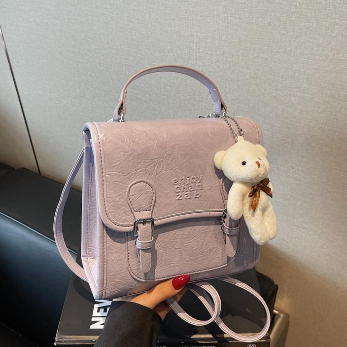 Free Shipping Women's Fashionable Letter Hot Plastic Handbag Designer Bag College Style Casual Commuting Backpack Outdoor Travel Shoulder Bag Stu