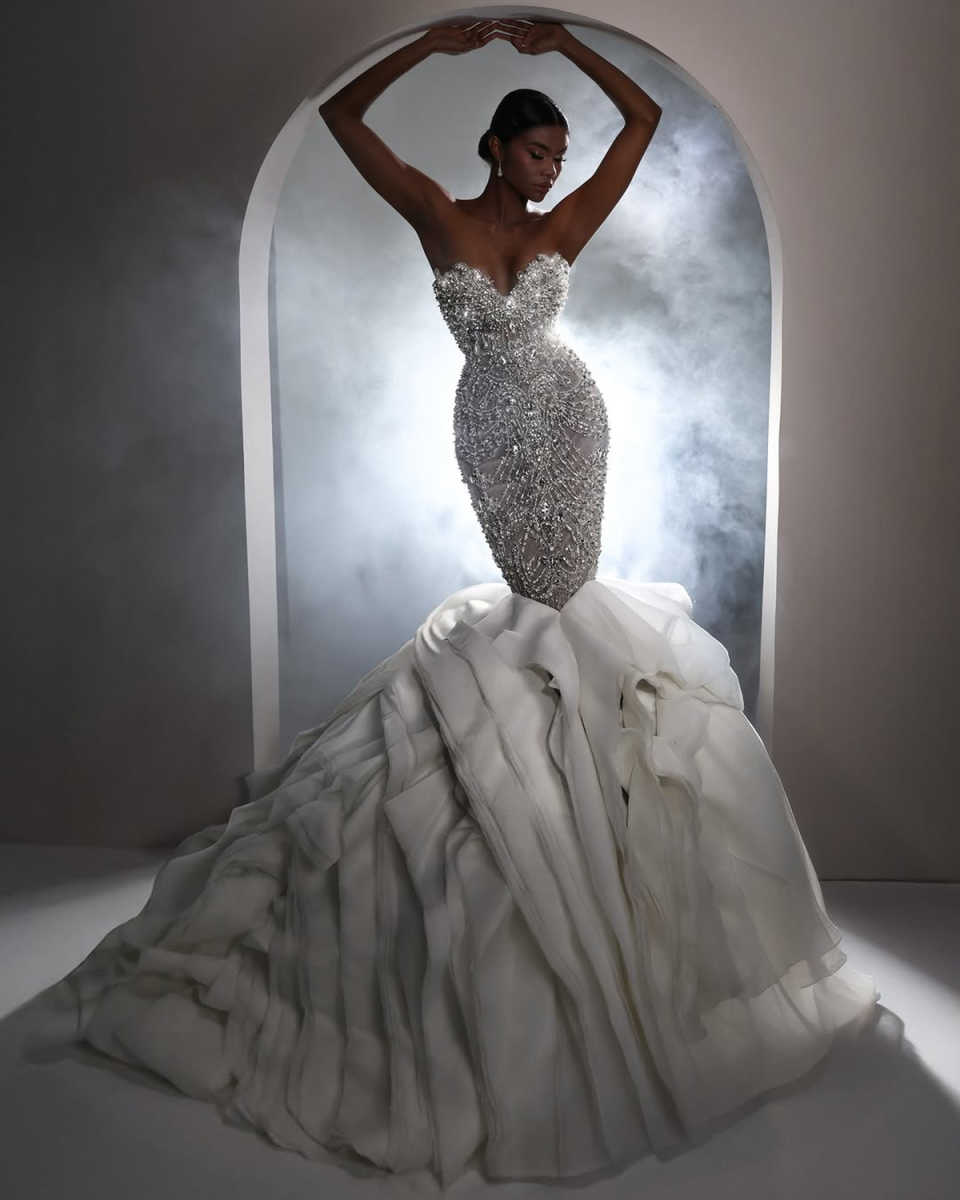 Luxurious Beaded Mermaid Wedding Dresses Arabic Sexy Strapless Crystal Beading Bridal Gowns Tiered Ruffles Customized
