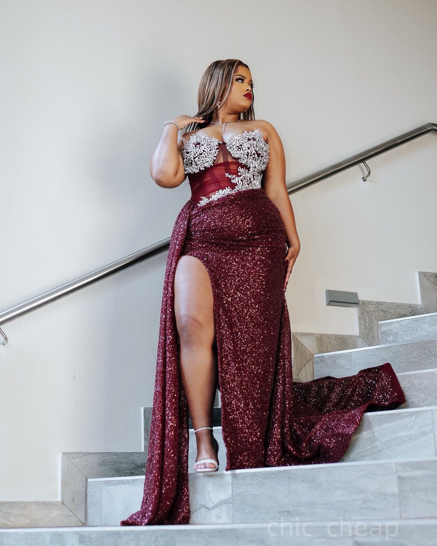 Burgundy Sheath Prom Dresses 2025 Beaded Crystals Sequined High Split Evening Formal Party Second Birthday Engagement Gowns Plus Size Dress For Specia