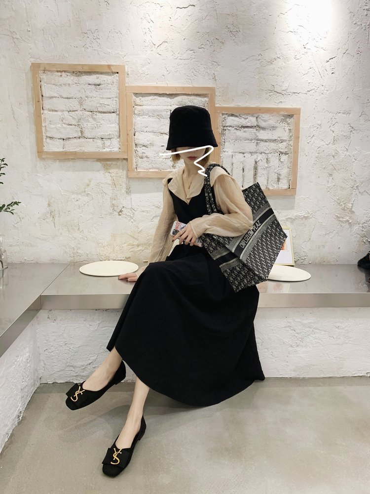 Designer Shoes 2025 New Summer Women's Flats - Korean Style Fashionable Soft Sole Anti-Slip Shoes, Trendy Daily Wear Breathable Comfort Flat Shoe