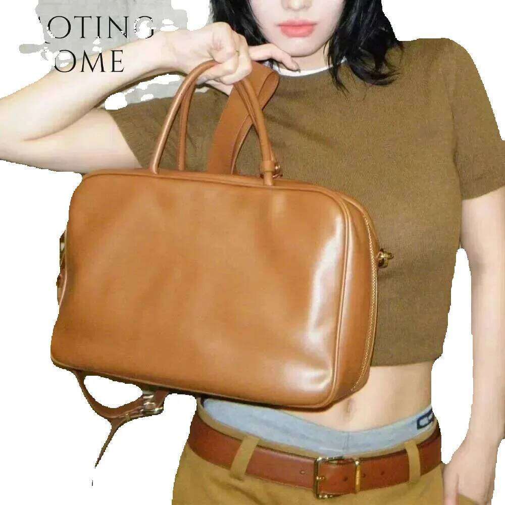 Designer Luxury Designer Luxury Motingsome Designer Real Genuine Leather Handbag Woman Tote Bag Retro Boston Purses Bowling Bags Shoulder Hobos 2024