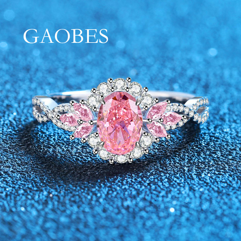 Opulent Fashion Statement Piece Intricate Filigree Pattern & Vivid Color of Top-Quality Artificial Gemstones Adorning a Versatile Solitaire Band