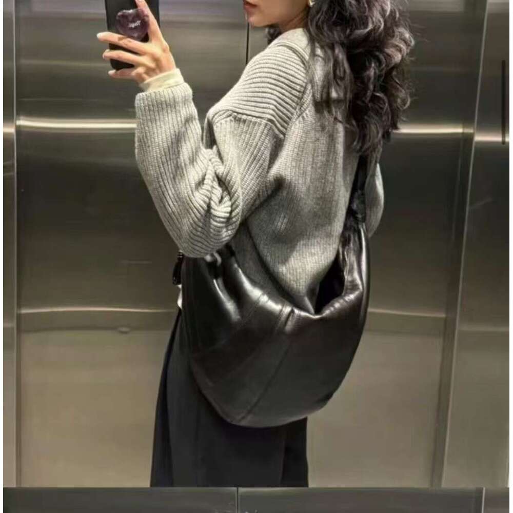 Croissant Sheepskin Single Shoulder Crossbody Chest Dumpling Niche Texture Genuine Leather Underarm Baguette Waist Bag