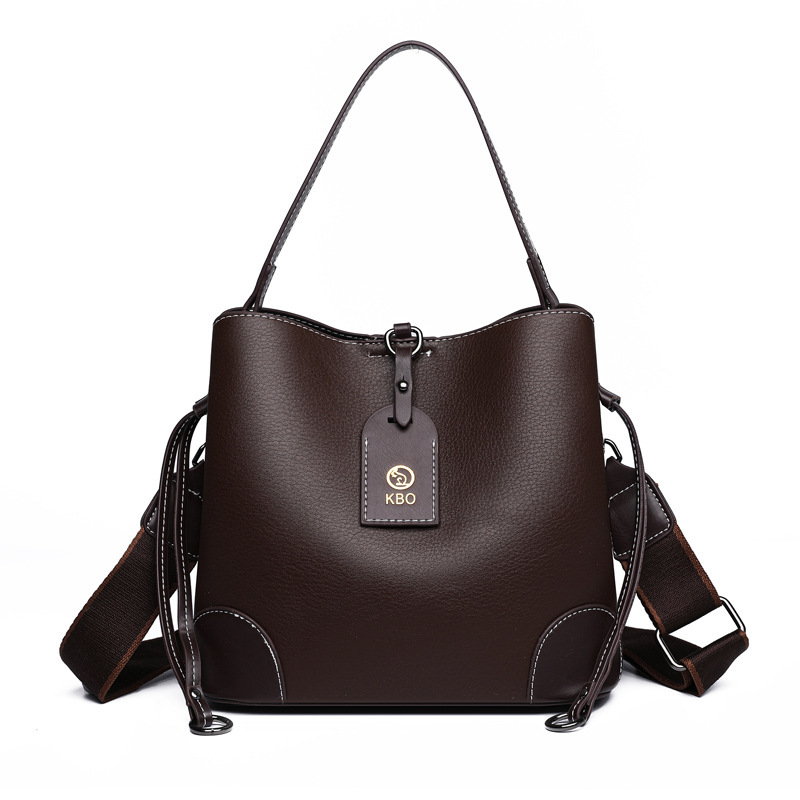 Top quality brand high-quality new products free delivery design bag high-end feel large capacity fashionable and atmospheric handheld shoulder bag de