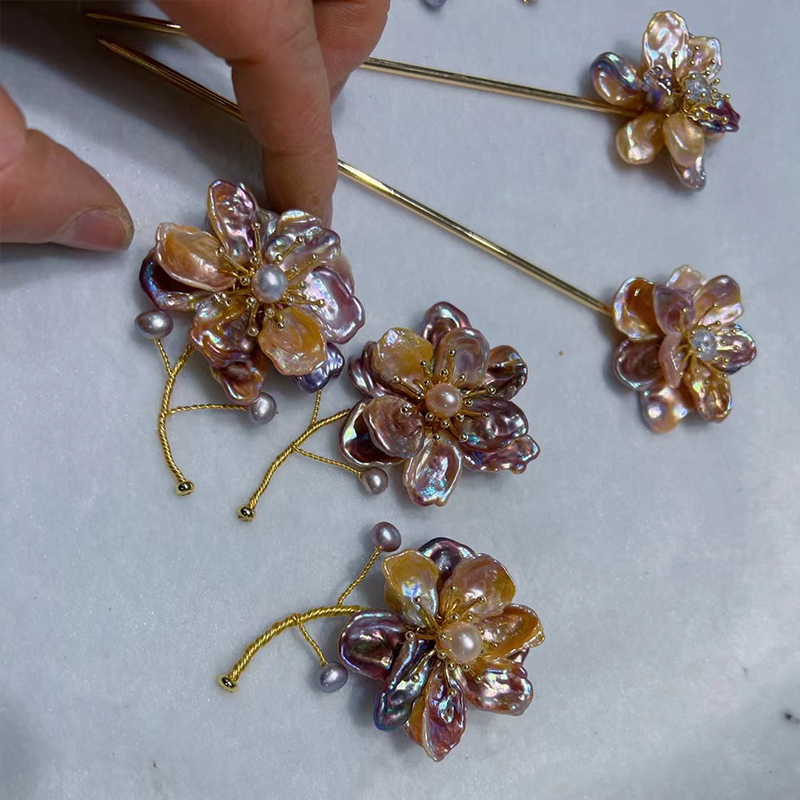 Chic Vintage Style Women's Flower Pin with Real Pearls for Earrings Accessory Collection