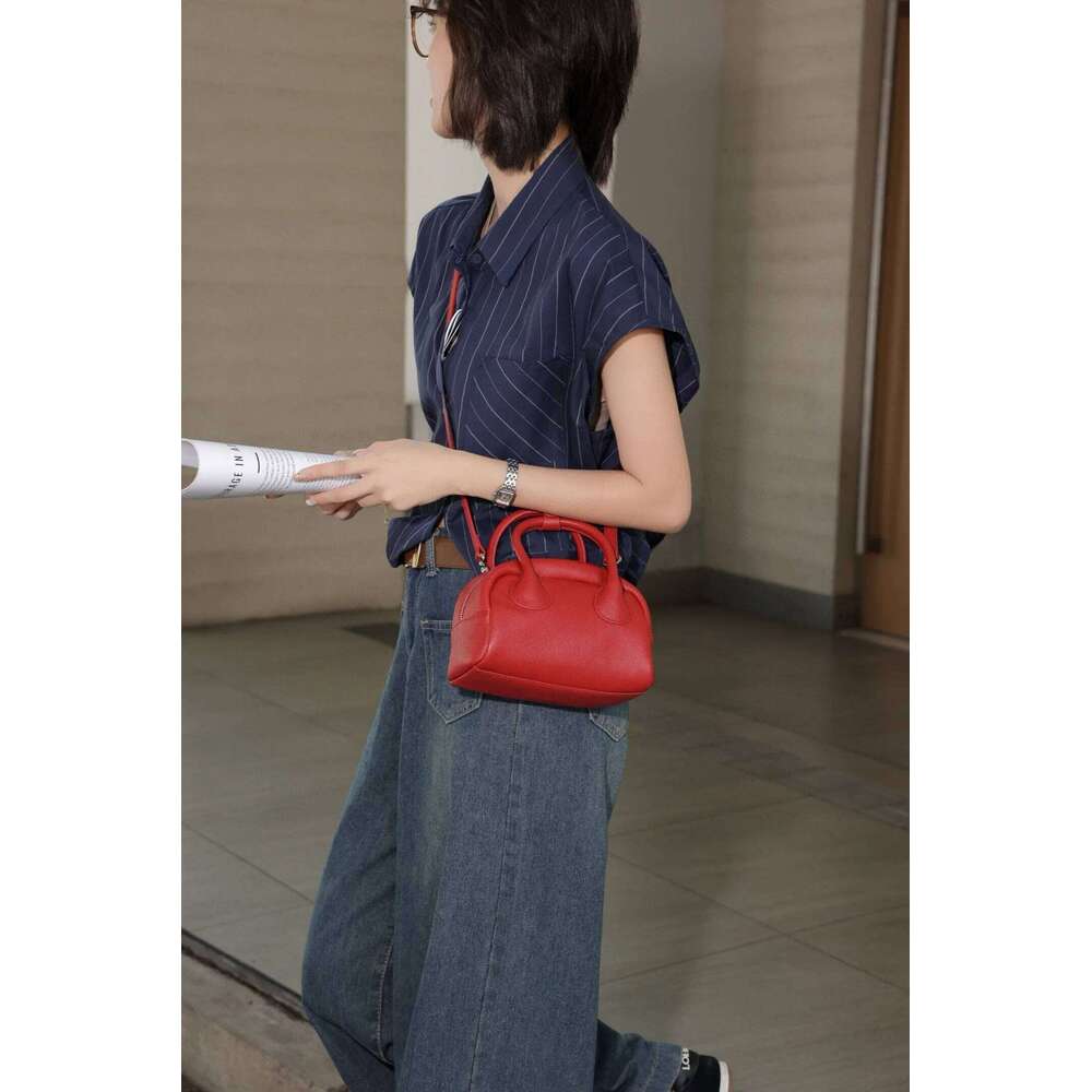 Ladies' high-end fashionable leather handbag, crossbody shell bag