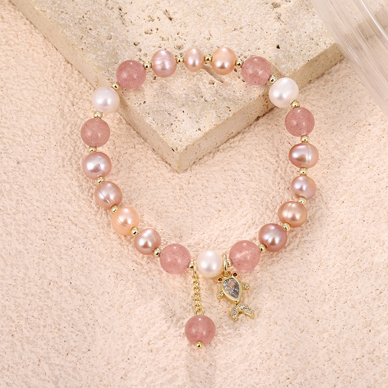 Summer fresh breeze strawberry powder pearl fashionable and sweet crystal bracelet, best friend birthday gift bracelet